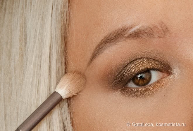 Блестящие смоки с тенями Colourpop