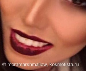 Два настроения с Sleek Matte Me в оттенках Birthday Suit и Old Hollywood