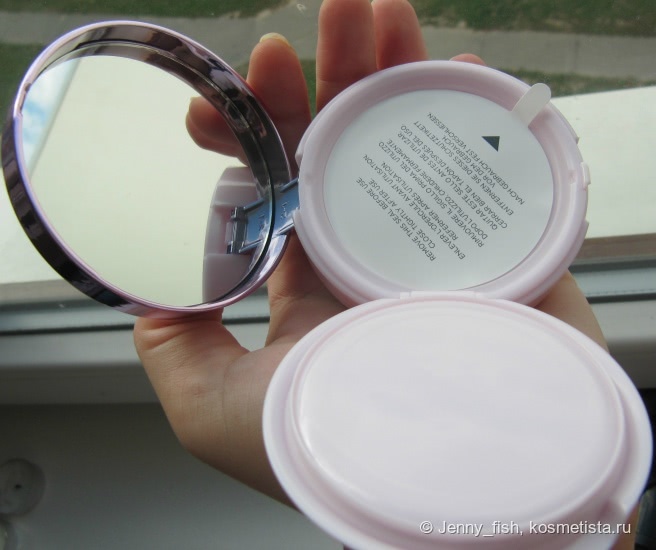 Интересная штучка от L'Oréal - Nude Magique Cushion