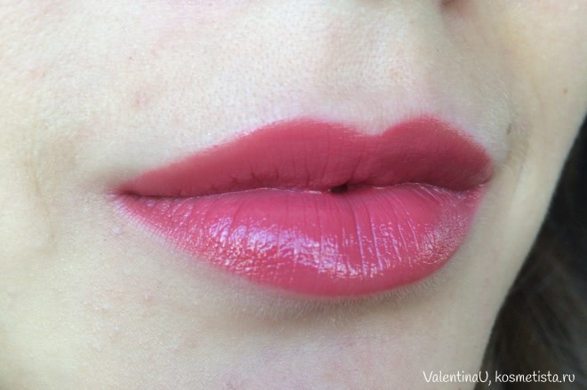 L'Oreal Paris 133 Rosewood Nonchalant Color Riche Lipstick