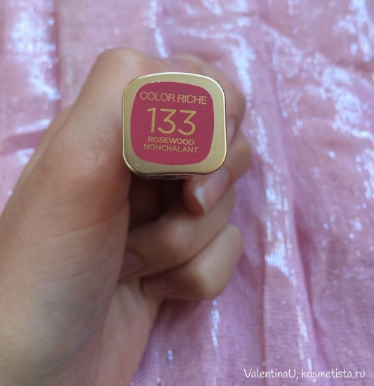 L'Oreal Paris 133 Rosewood Nonchalant Color Riche Lipstick