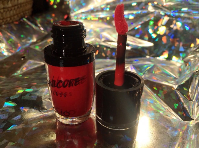 И снова красный! Clio Lipnicure Glass