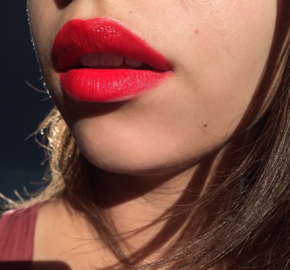 И снова красный! Clio Lipnicure Glass