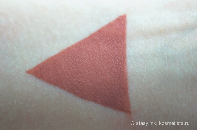 Nyx Liquid Suede в оттенке Soft-Spoken