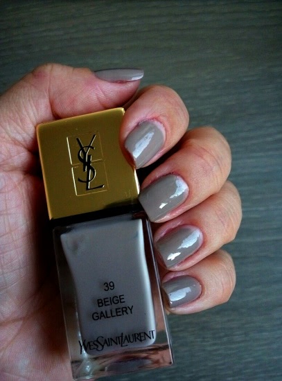 Уютный и спокойный лак Yves Saint Laurent #39