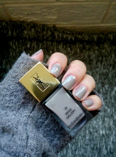Уютный и спокойный лак Yves Saint Laurent #39