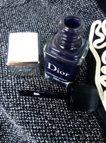 Темная ночь с лаком Dior #994 Opening Night