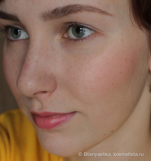 Компактные румяна Clinique Cheek Pop Peach Pop