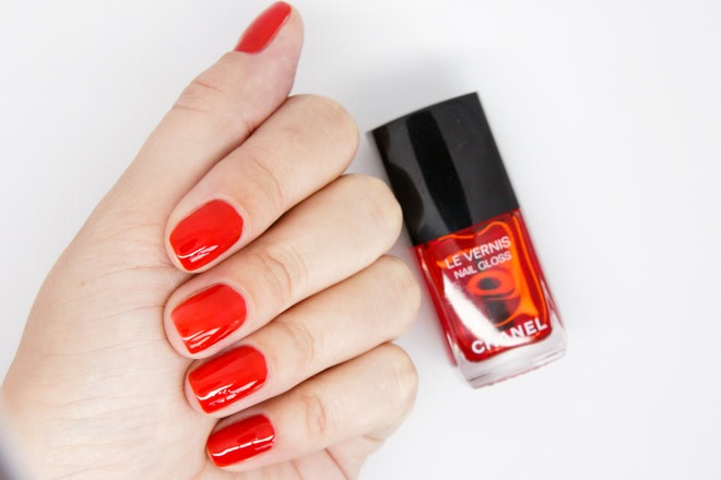 Осеннее стекло от Chanel #530 Rouge Radical