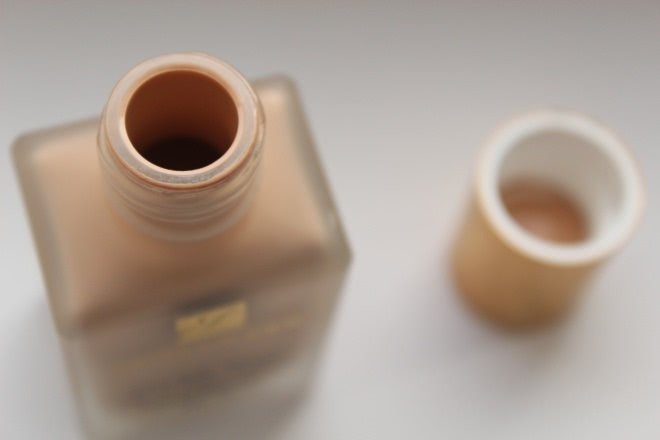 Красивый тон лица с Estee Lauder