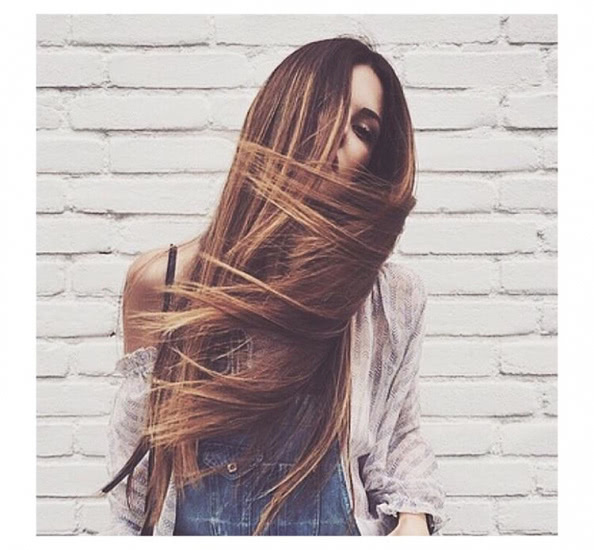 Gisou honey infused hair oil by Negin Mirsalehi
