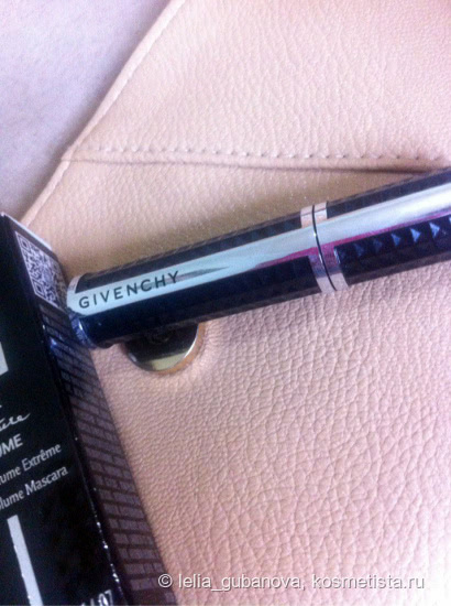 Двоякое мнение о туши от Givenchy
