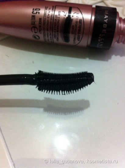 Легенда YouTube, а именно тушь для ресниц Maybelline Lash Sensational Веерный Объем