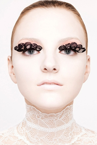 Shu Uemura iPhone Wallpaper