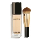 Легкое тональное средство Chanel Sublimage L'essence De Teint