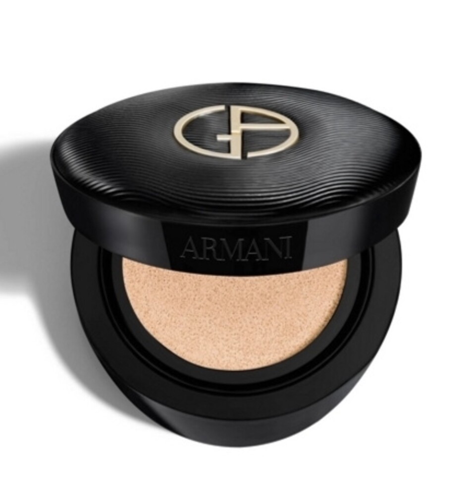 Тональный кушон Giorgio Armani Luminous Silk Prima Glow Cushion