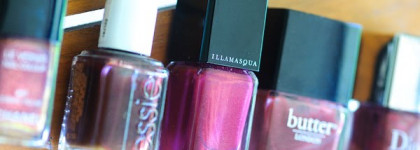 Глубина красного Illamasqua Nail Varnish Charisma