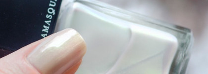 Болотные огни Illamasqua Nail Varnish Hemlock