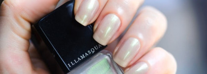 Болотные огни Illamasqua Nail Varnish Hemlock