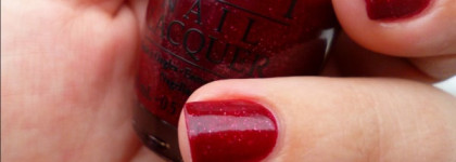 OPI Nail Lacquer Underneath The Mistletoe HL E08