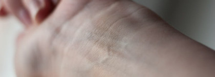 Shiseido – Sheer Eye Zone Corrector – 101 (Very Light) (Корректор для области вокруг глаз – но, скорее, хайлайтер)