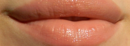 Три сестрички Dior Addict Lipstick Vibrant Color Spectacular Shine: Tailleur Bar, Rose Shocking и Arty