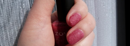 Розовые пески с Zoya PixieDust Professional Lacquer Miranda ZP 682