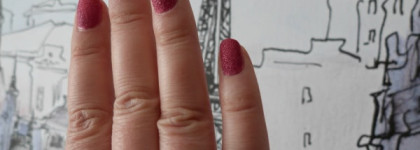 Розовые пески с Zoya PixieDust Professional Lacquer Miranda ZP 682