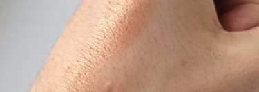 Бронзер-луминайзер Betty-Lou Manizer от TheBalm