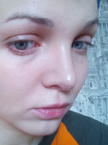 Пост о том, как я устала искать светлый консилер - Lumene Color Correcting Cream Meikkivoide With Arctic Lingonberry 6 in 1 (spf 20), оттенок Light