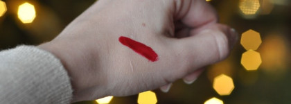 Такой рождественский Guerlain Gloss d’Enfer Maxi Shine Intense Colour & Shine Bare Lip Sensation #920 Rouge Parade