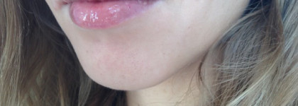 Масло для губ Clarins Eclat Minute Huile Confort Levres 02 из весенней коллекции 2015