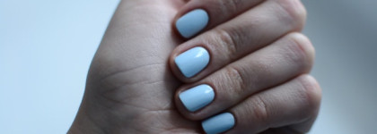 Essie Nail Polish "Borrowed & Blue"