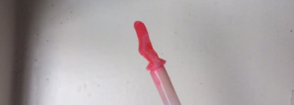 Прощальный рассвет с блеском для губ L'oreal Infaillible №309 Sayonara sunset из серии Neon