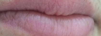 Прощальный рассвет с блеском для губ L'oreal Infaillible №309 Sayonara sunset из серии Neon