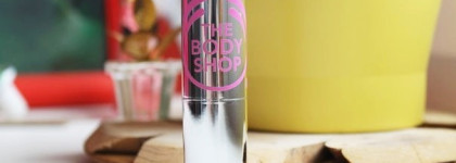 Деликатная губная помада The body shop Colour Сrush #16 Candy Cuddle