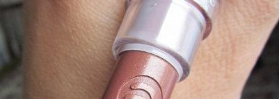 Помада Essence Lipstick Glamour Queen 31