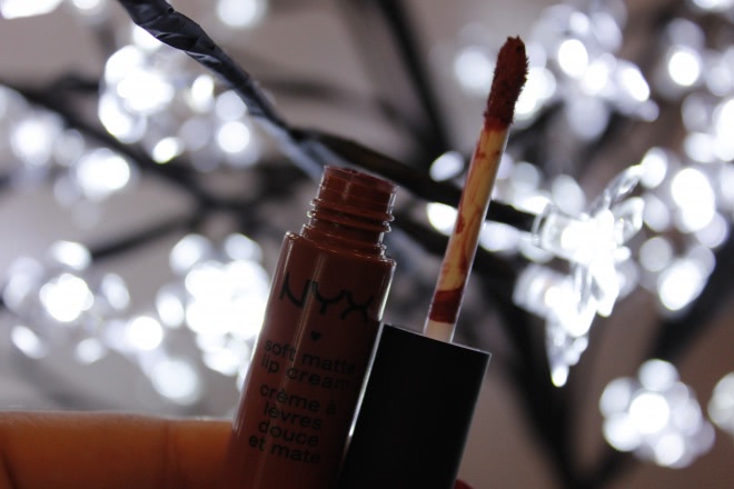 Две матовых красотки NYX Soft Matte Lip Cream в оттенках Monte carlo и Cannes