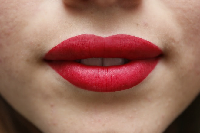 Две матовых красотки NYX Soft Matte Lip Cream в оттенках Monte carlo и Cannes