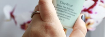 Моё летнее открытие или крем с тональным оттенком для всех типов кожи SPF 15 DayWear Sheer Tint Release от Estee Lauder