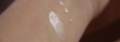 Сказ о жирной коже и кремовом хайлайтере Essence Soo Glow! Cream to Powder Highlighter 10 Look on the bright side