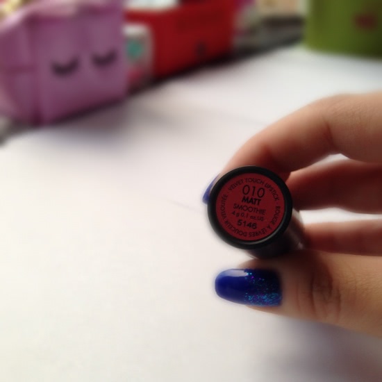 Новый оттенок помады Gosh Velvet Touch Lipstick 010 Matt Smoothie
