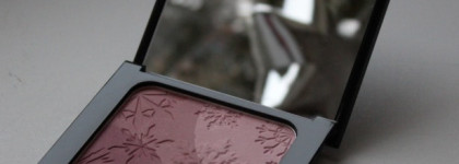 Artdeco Arctic Beauty Blush - Дизайнерские трёхцветные румяна с блеском