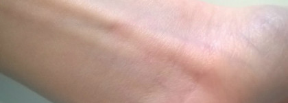 Clarins Увлажняющая крем-маска Anti-Soif и Интенсивно увлажняющая двухфазная сыворотка для обезвоженной кожи BI-SERUM