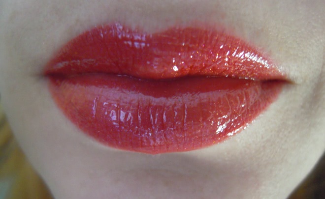 Лак для губ YSL rouge pur couture Vernis A Levres Rebel Nudes в оттенках 103 и 106