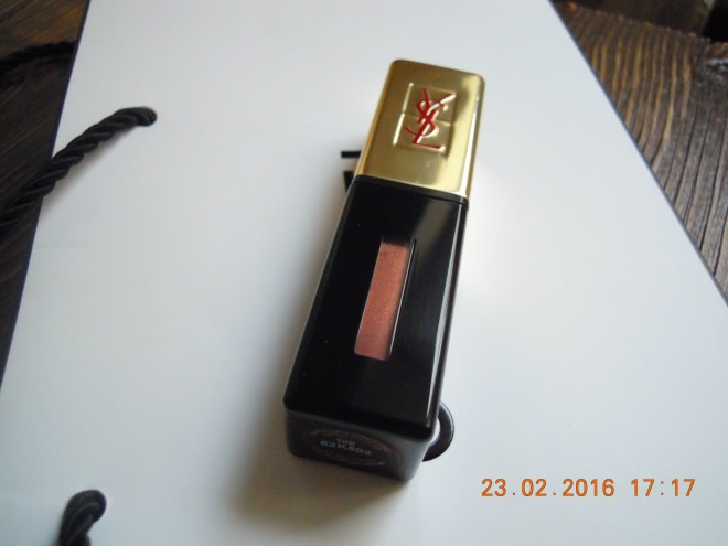 Лак для губ YSL rouge pur couture Vernis A Levres Rebel Nudes в оттенках 103 и 106