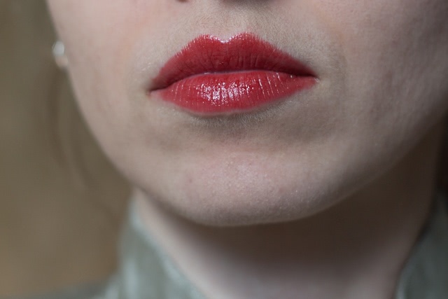 Mufe дуэт красных: помада Rouge Artist Natural N47 и карандаш Aqua Lip