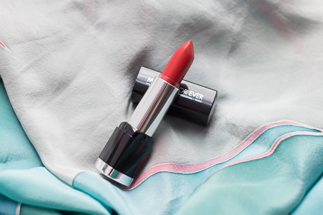 Mufe дуэт красных: помада Rouge Artist Natural N47 и карандаш Aqua Lip