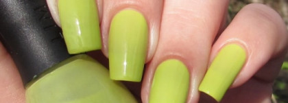 Зеленому маю - зеленые лаки. Limoni Ice Cream, оттенки #547 и #548, свотчи и нейл-арт
