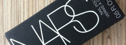 Только попал в мою лаковую коробочку и уже любимчик...Nars Nail Polish #Paros